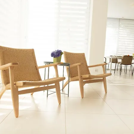 Вілла Touch Blue Residences *