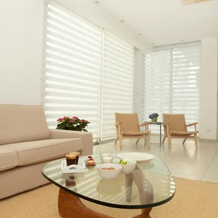 Villa Touch Blue Residences *