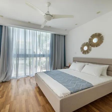 Touch Blue Residences Villa *