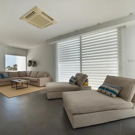 Villa Touch Blue Residences