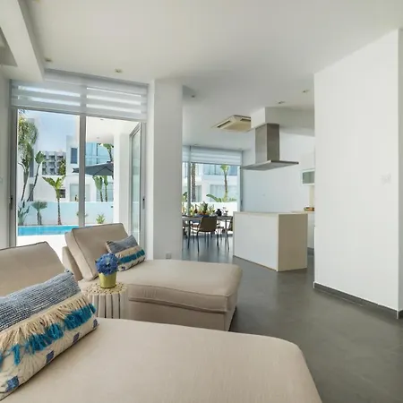 Villa Touch Blue Residences Lárnaka