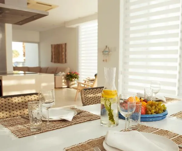 Вілла Touch Blue Residences Ларнака