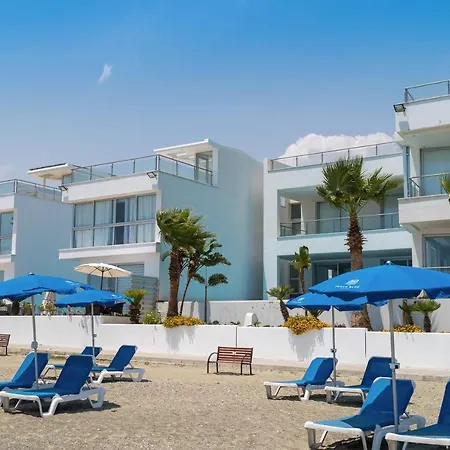 Touch Blue Residences Villa *