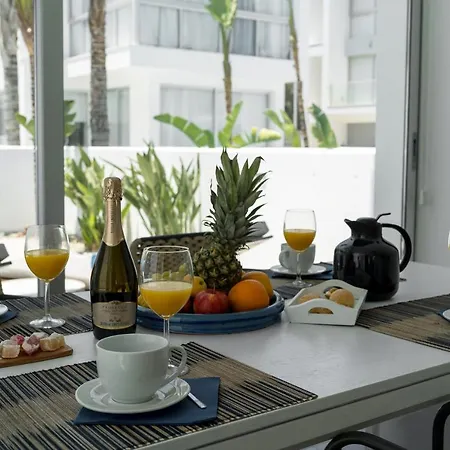 Villa Touch Blue Residences *