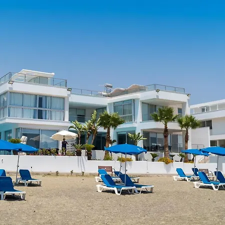 Touch Blue Residences Villa Larnaca
